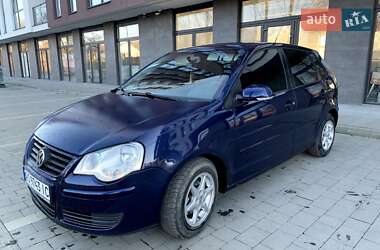 Хетчбек Volkswagen Polo 2005 в Мукачевому