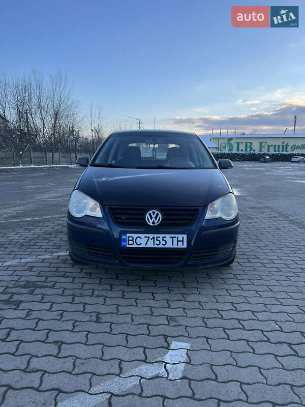 Хетчбек Volkswagen Polo 2007 в Городку