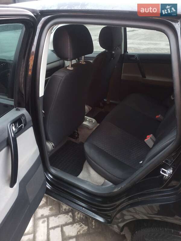 Хетчбек Volkswagen Polo 2005 в Івано-Франківську