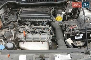 Седан Volkswagen Polo 2011 в 