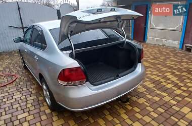Седан Volkswagen Polo 2011 в 