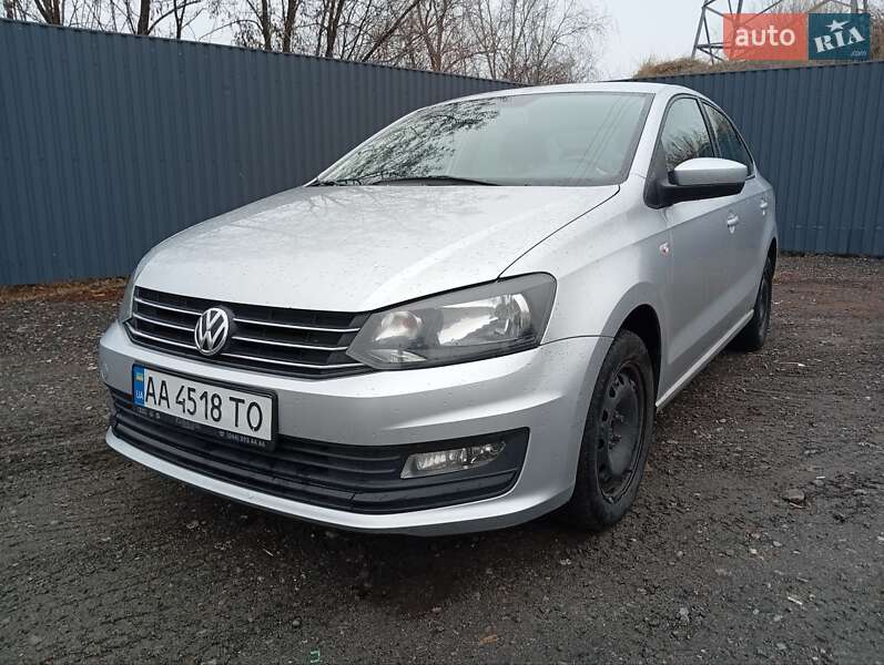 Седан Volkswagen Polo 2018 в Києві