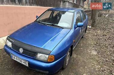 Седан Volkswagen Polo 1996 в Кропивницькому