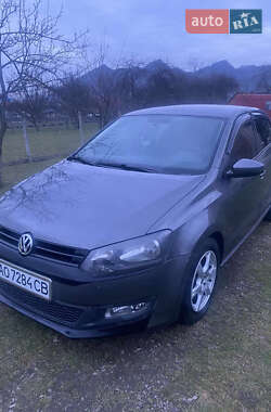 Хэтчбек Volkswagen Polo 2011 в Ганичах