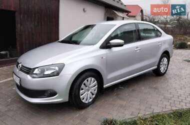 Седан Volkswagen Polo 2011 в Івано-Франківську