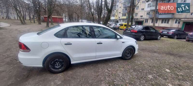 Седан Volkswagen Polo 2018 в Львове
