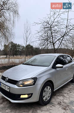 Хэтчбек Volkswagen Polo 2010 в Киеве