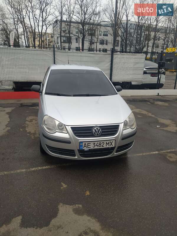 Хэтчбек Volkswagen Polo 2006 в 