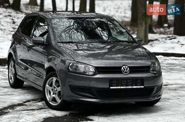 Хэтчбек Volkswagen Polo 2010 в Львове