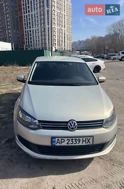 Седан Volkswagen Polo 2013 в Киеве