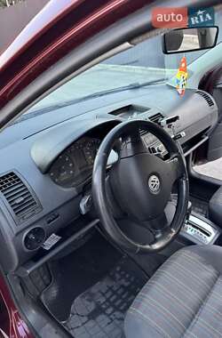 Хэтчбек Volkswagen Polo 2006 в Помошной