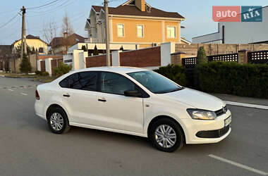 Седан Volkswagen Polo 2013 в Дніпрі