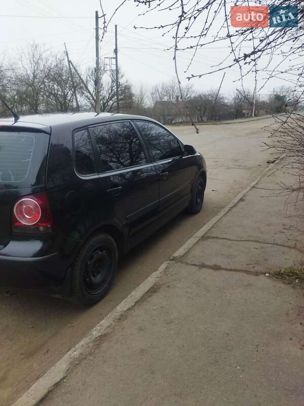 Хэтчбек Volkswagen Polo 2007 в Первомайске