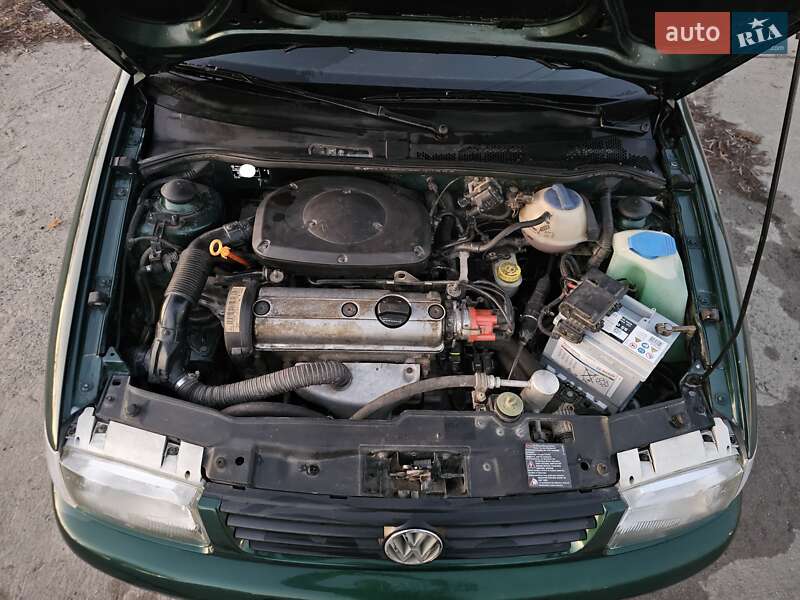 Хетчбек Volkswagen Polo 1998 в Ладижині