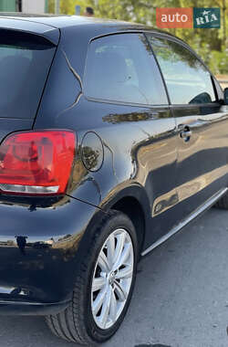 Хэтчбек Volkswagen Polo 2010 в 
