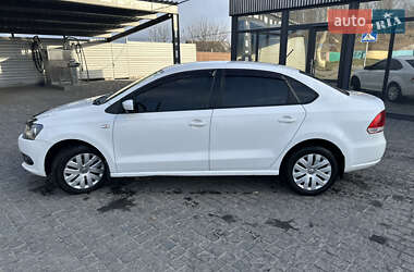 Седан Volkswagen Polo 2013 в Дніпрі