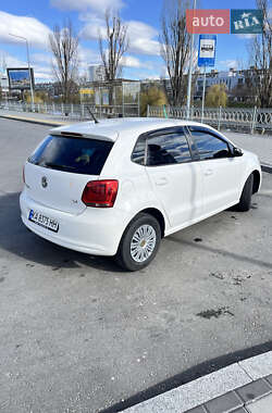 Хэтчбек Volkswagen Polo 2011 в 