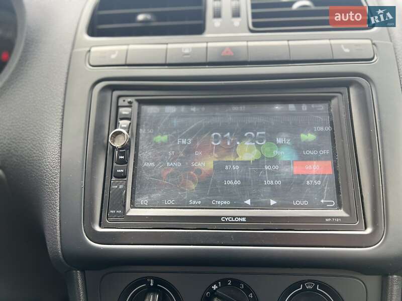 Седан Volkswagen Polo 2012 в Киеве фото 23 Седан Volkswagen Polo 2012 в Киеве