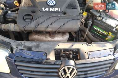 Хэтчбек Volkswagen Polo 2000 в 