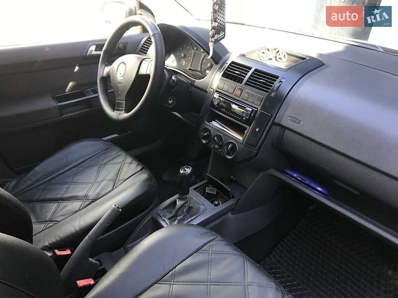 Хэтчбек Volkswagen Polo 2008 в Херсоне