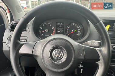 Хэтчбек Volkswagen Polo 2011 в 