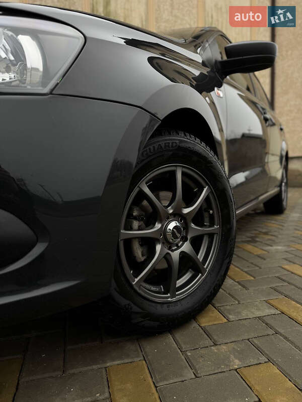 Седан Volkswagen Polo 2013 в Гайсине