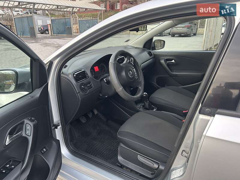 Седан Volkswagen Polo 2012 в Тернополе