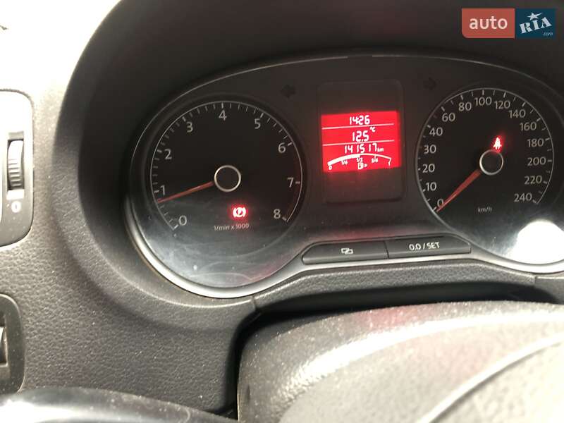 Седан Volkswagen Polo 2011 в Харькове