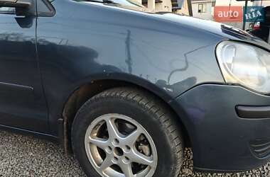 Хэтчбек Volkswagen Polo 2006 в 