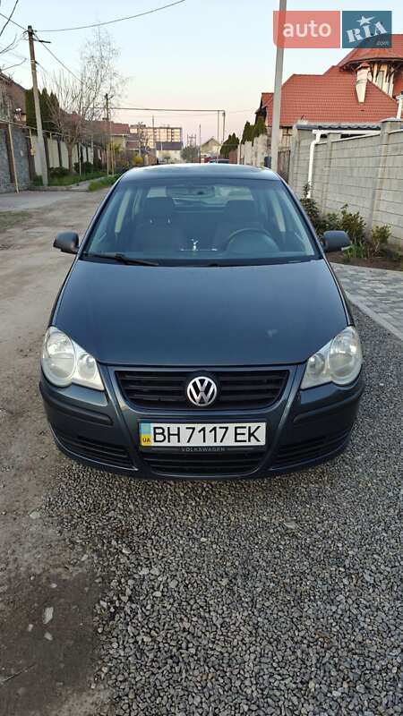 Хэтчбек Volkswagen Polo 2006 в 