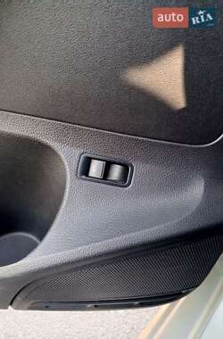 Седан Volkswagen Polo 2012 в 