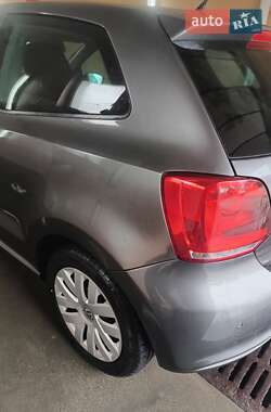 Хэтчбек Volkswagen Polo 2010 в 