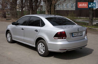 Седан Volkswagen Polo 2018 в 