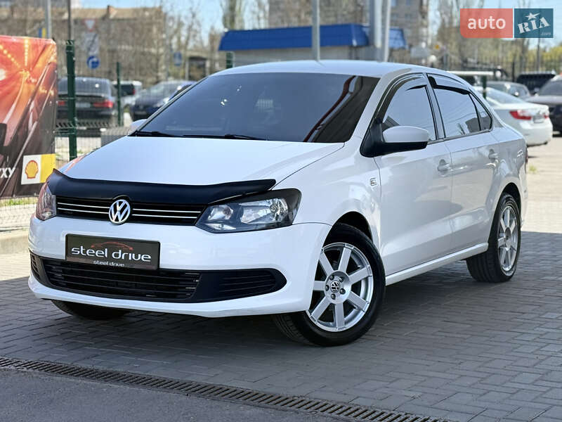 Седан Volkswagen Polo 2011 в 