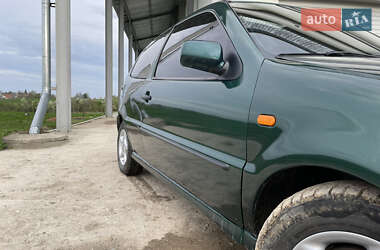 Хэтчбек Volkswagen Polo 1995 в 