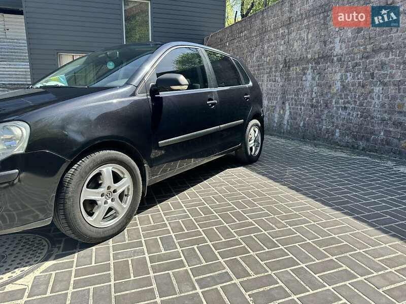 Хэтчбек Volkswagen Polo 2008 в Каменском