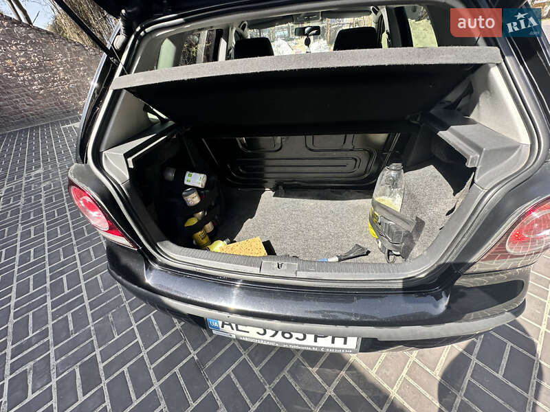 Хэтчбек Volkswagen Polo 2008 в Каменском