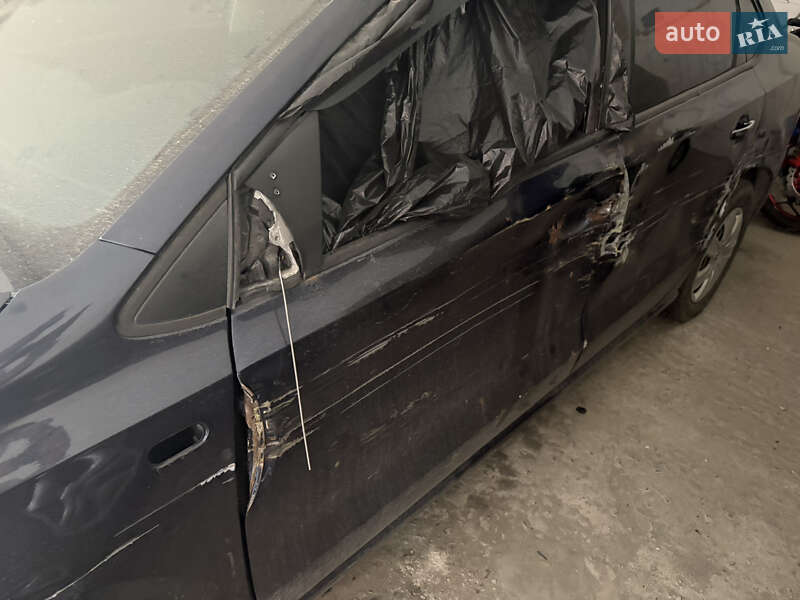 Седан Volkswagen Polo 2012 в Львове