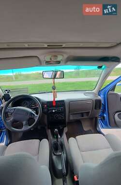 Хэтчбек Volkswagen Polo 1996 в 