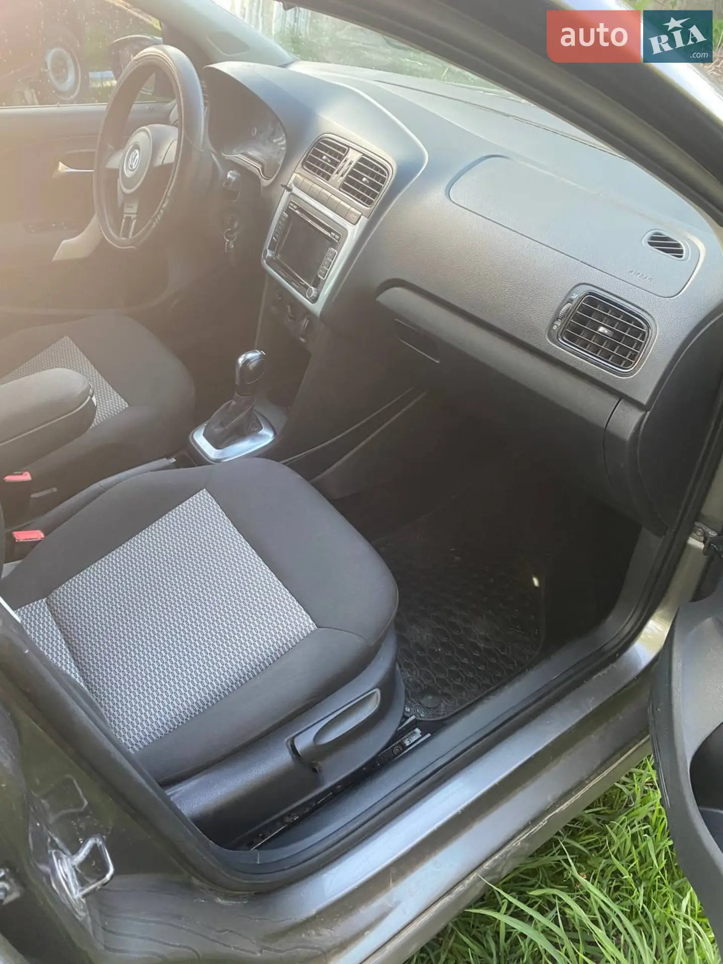 2014 Volkswagen Polo - мініатюра 15