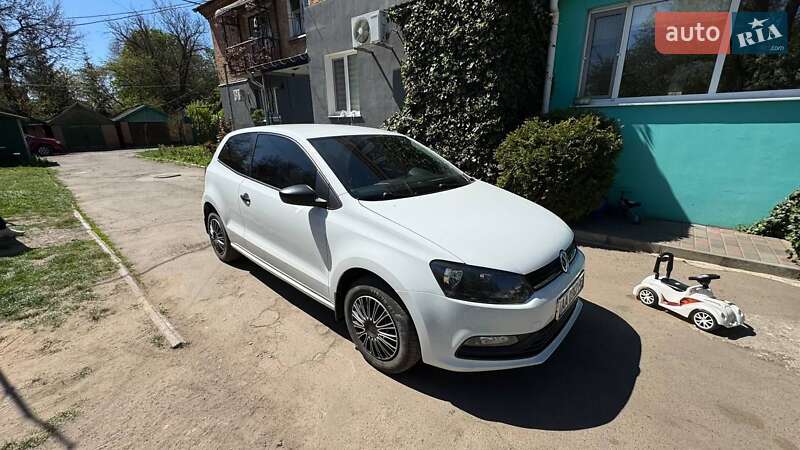 Хетчбек Volkswagen Polo 2016 в Гайвороні