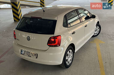 Хэтчбек Volkswagen Polo 2009 в 