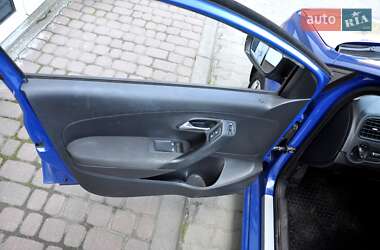 Хетчбек Volkswagen Polo 2010 в 