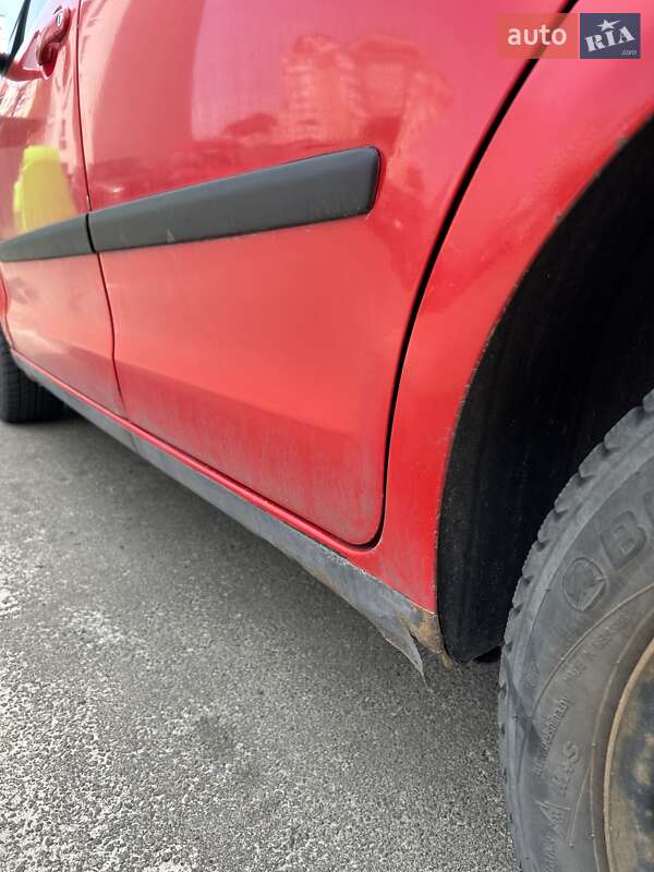 Хетчбек Volkswagen Polo 2003 в Бучі