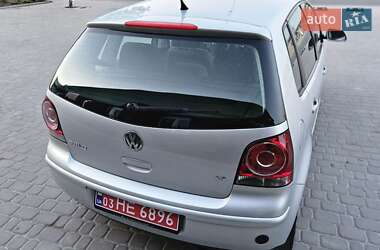 Хетчбек Volkswagen Polo 2009 в 