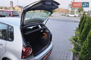 Хетчбек Volkswagen Polo 2009 в 