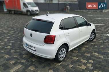 Хетчбек Volkswagen Polo 2013 в 