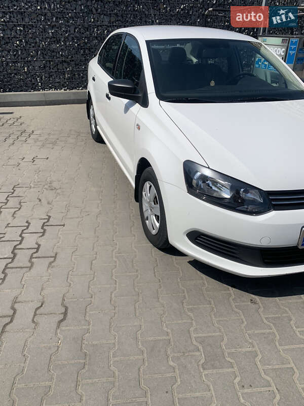 Седан Volkswagen Polo 2012 в Житомирі