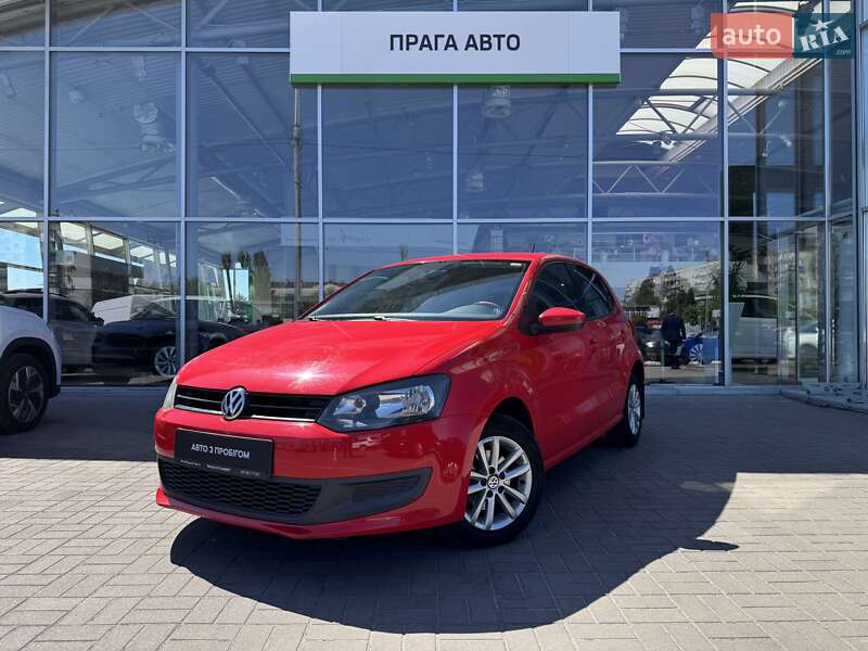 Хетчбек Volkswagen Polo 2010 в 