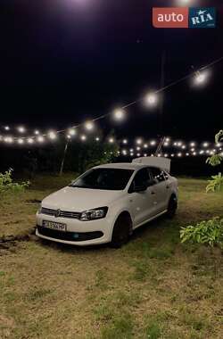 Седан Volkswagen Polo 2012 в Каневі
